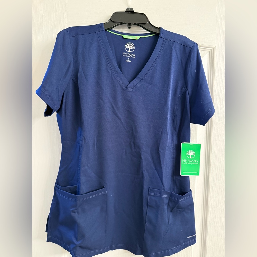 NWT HEALING HANDS SCRUB SET. Navy sz small top small petite pants.